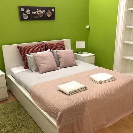 Lisbon T2 Apartment In Typical Villa In Sapadores ลิสบอน ภายนอก รูปภาพ
