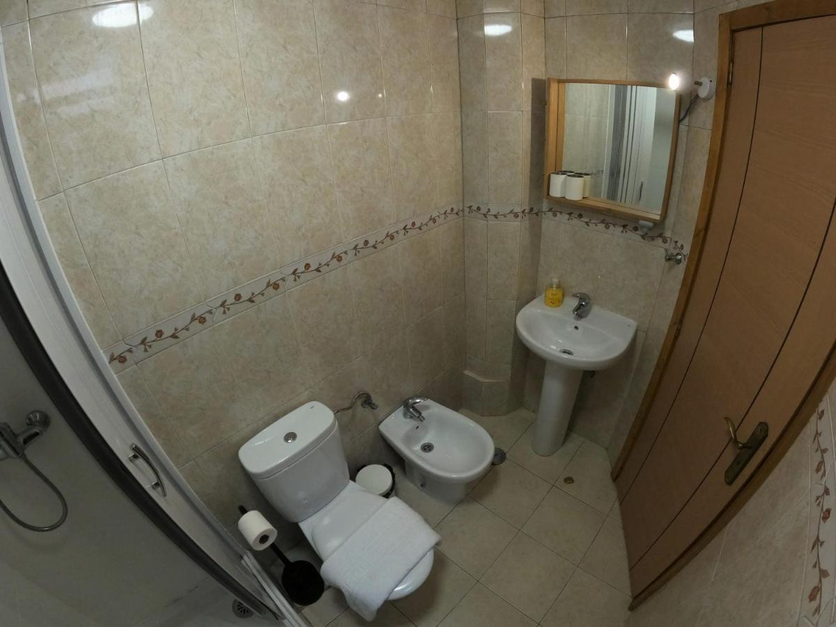 Lisbon T2 Apartment In Typical Villa In Sapadores ลิสบอน ภายนอก รูปภาพ