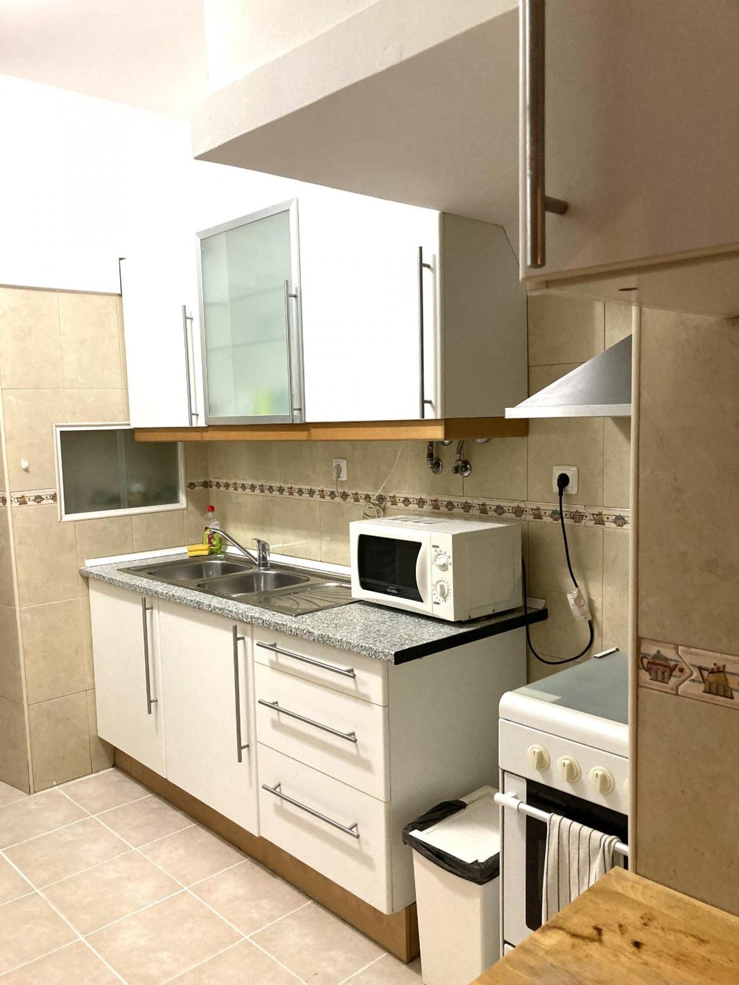 Lisbon T2 Apartment In Typical Villa In Sapadores ลิสบอน ภายนอก รูปภาพ