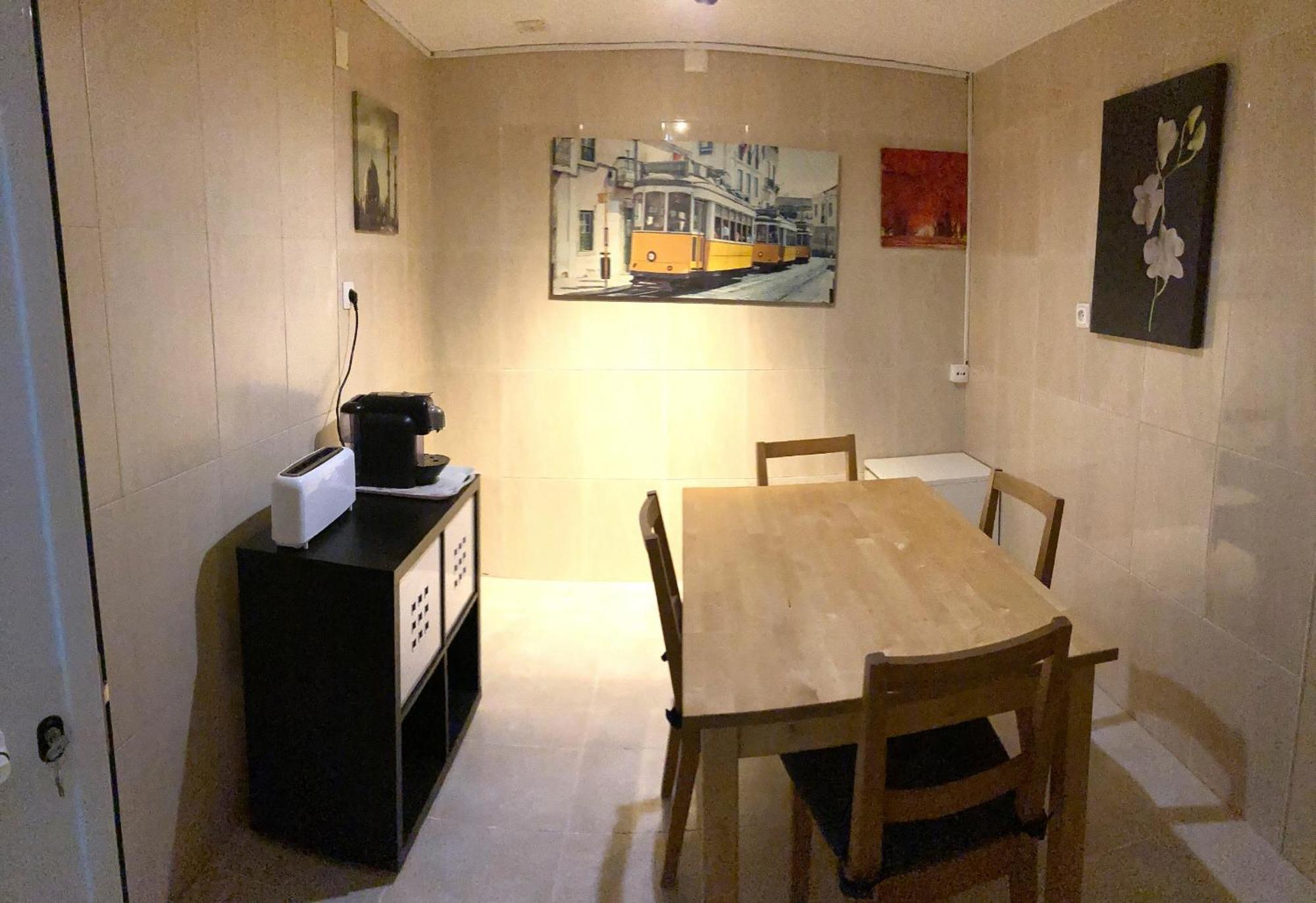 Lisbon T2 Apartment In Typical Villa In Sapadores ลิสบอน ภายนอก รูปภาพ