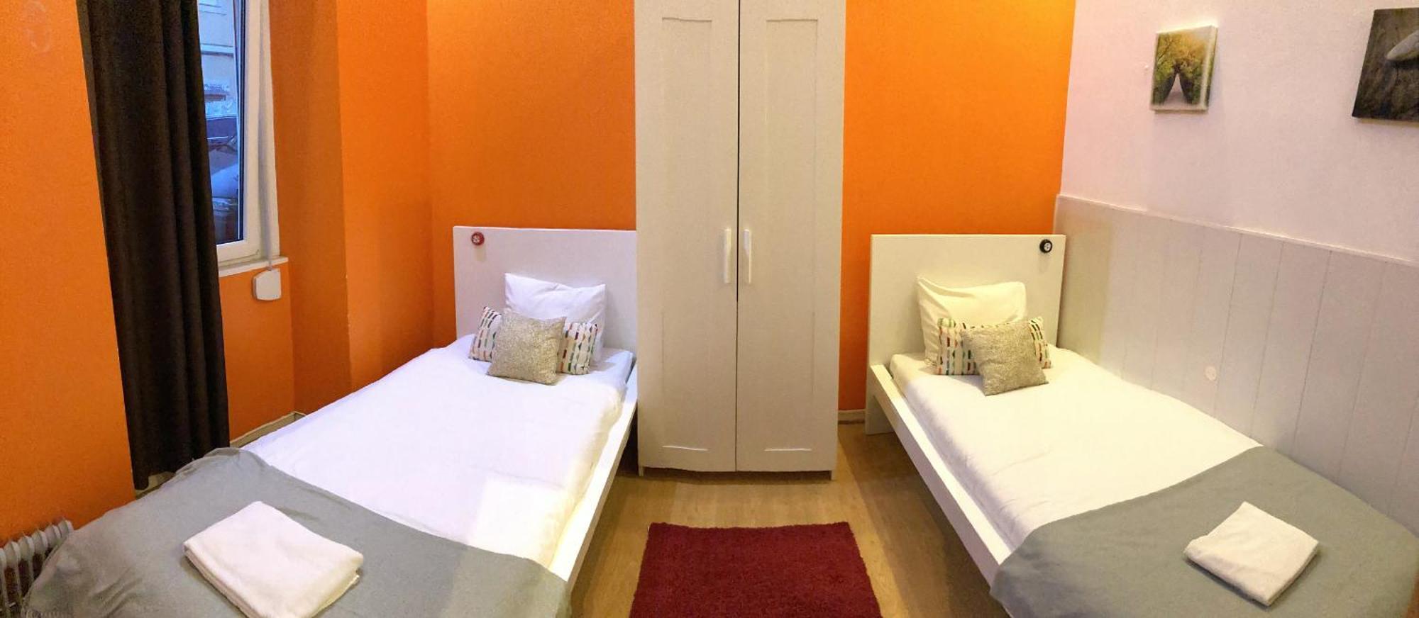 Lisbon T2 Apartment In Typical Villa In Sapadores ลิสบอน ภายนอก รูปภาพ