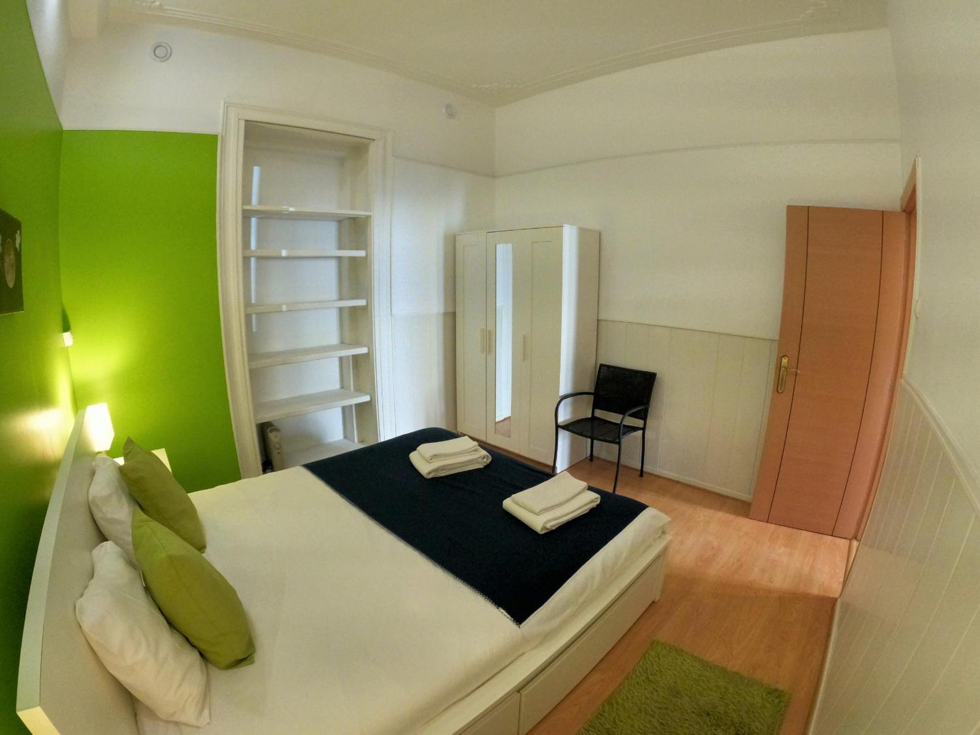 Lisbon T2 Apartment In Typical Villa In Sapadores ลิสบอน ภายนอก รูปภาพ