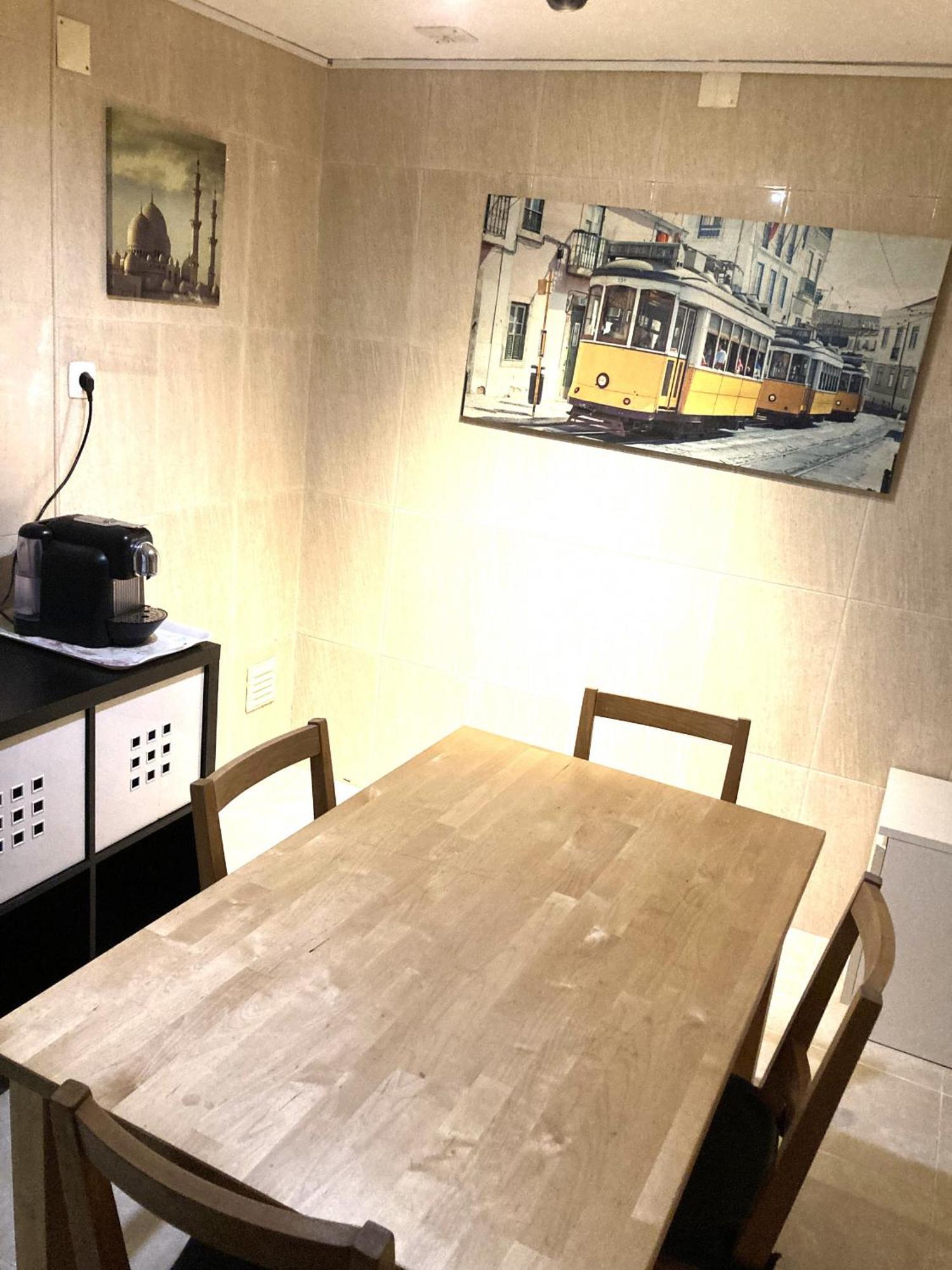 Lisbon T2 Apartment In Typical Villa In Sapadores ลิสบอน ภายนอก รูปภาพ