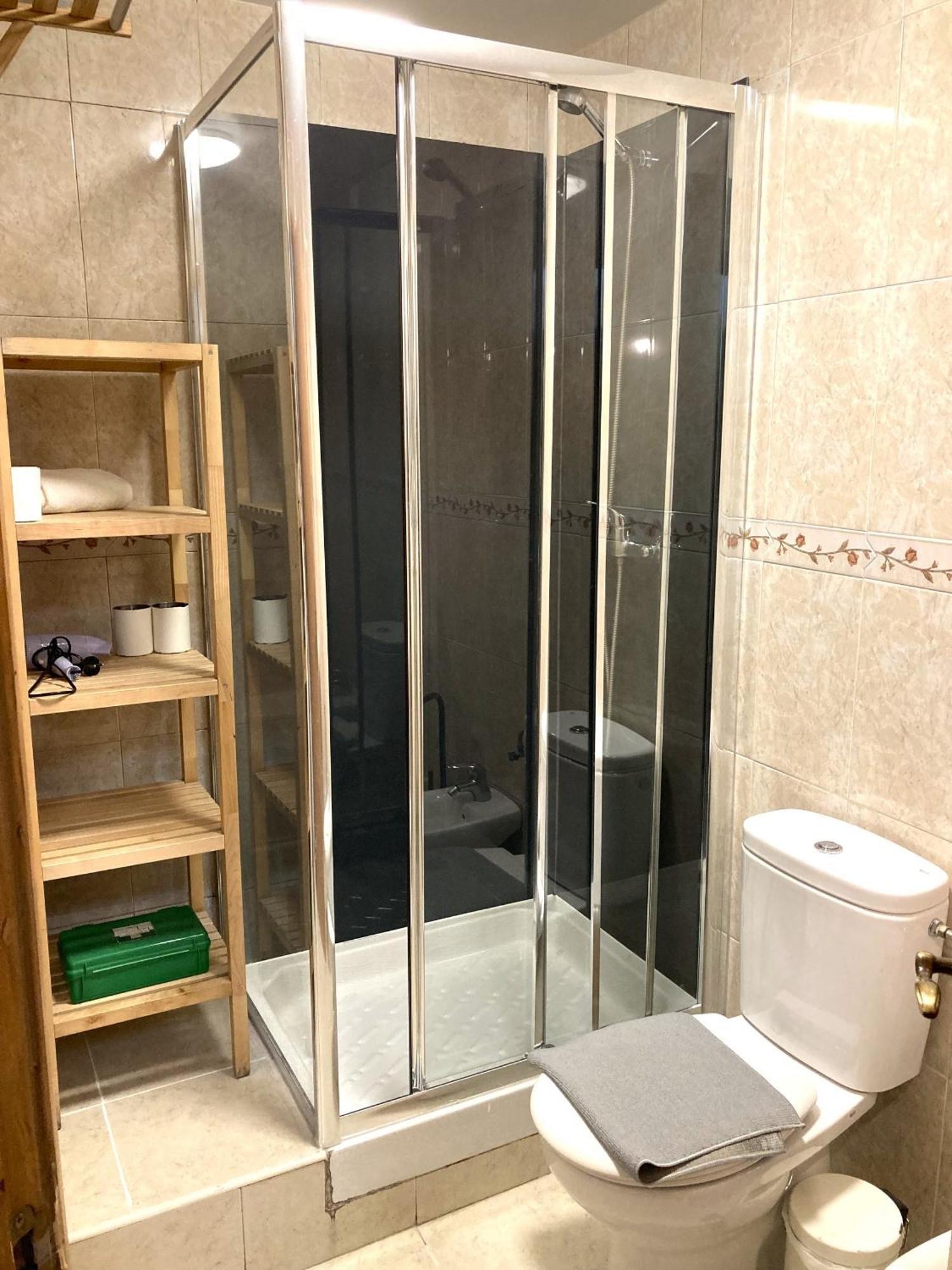 Lisbon T2 Apartment In Typical Villa In Sapadores ลิสบอน ภายนอก รูปภาพ